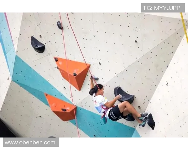 攀岩之美：深入杭州攀岩队灵活性训练与技巧探讨