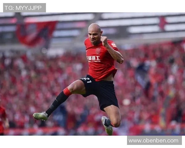 埃斯波联与科沃特激战正酣比分胶着双方争夺胜利的精彩瞬间