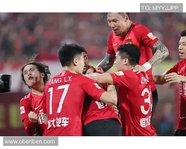 恒大主场迎战国安期待精彩对决双方争夺关键三分全力以赴展现实力